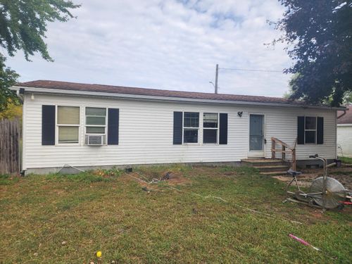 18390 State Line Rd, Edwardsburg, MI, 49112-9702 | Card Image