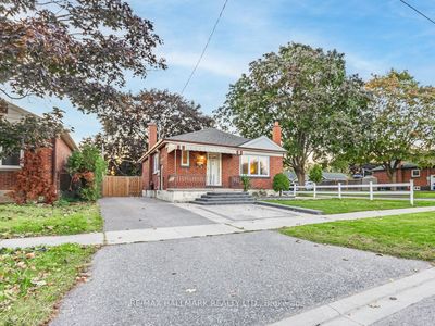 270 Highland Ave, House other with 2 bedrooms, 2 bathrooms and 4 parking in Oshawa ON | Image 1