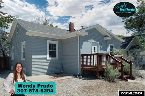 1941 E B St, Torrington, WY, 82240-2831 | Card Image