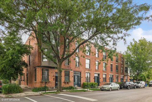 2156 W Hubbard St, Chicago, IL, 60612-1612 | Card Image