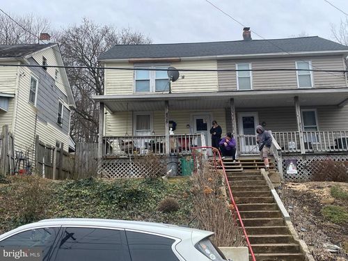 806 Chestnut St, Delta, PA, 17314-8103 | Card Image