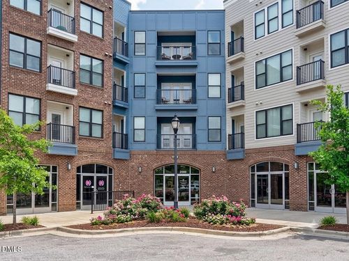 2325 Gathering Square Ct, Fuquay Varina, NC, 27526-4355 | Card Image