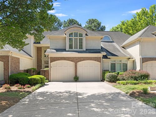 8952 Challis Hill Ln, Charlotte, NC, 28226-2686 | Card Image