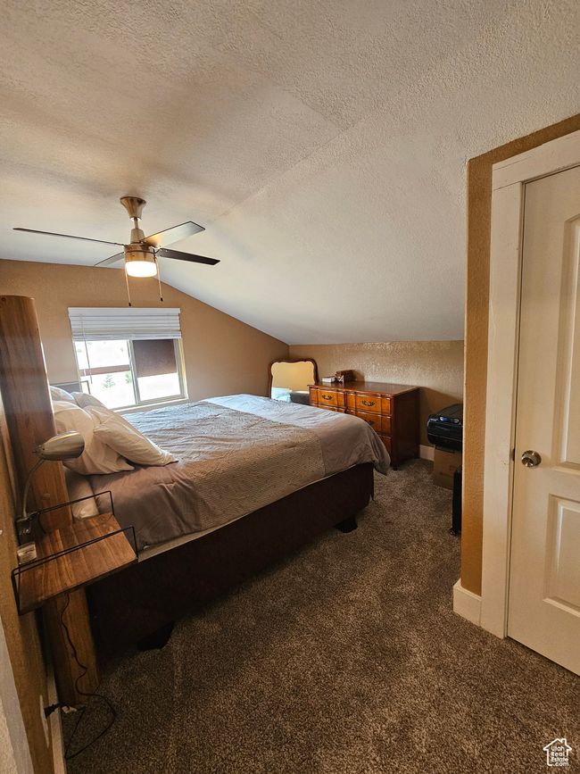 2nd Bedroom with ceiling fan upstairs | Image 43