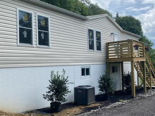 82 Sparta Rd, Prosperity, PA, 15329-1466 | Card Image