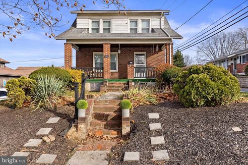 11 S 43rd St, HARRISBURG, PA, 17111-2617 | Card Image