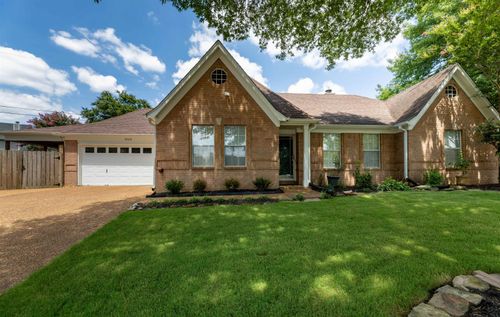 9668 Meadow Green Cv, Lakeland, TN, 38002-4283 | Card Image
