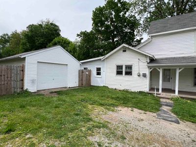 2422 S Meridian Street, House other with 3 bedrooms, 1 bathrooms and null parking in Marion IN | Image 2