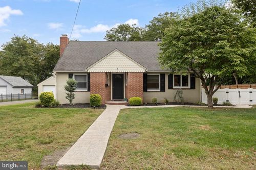 15 S Hunterdon Ave, HAINESPORT, NJ, 08036-2906 | Card Image