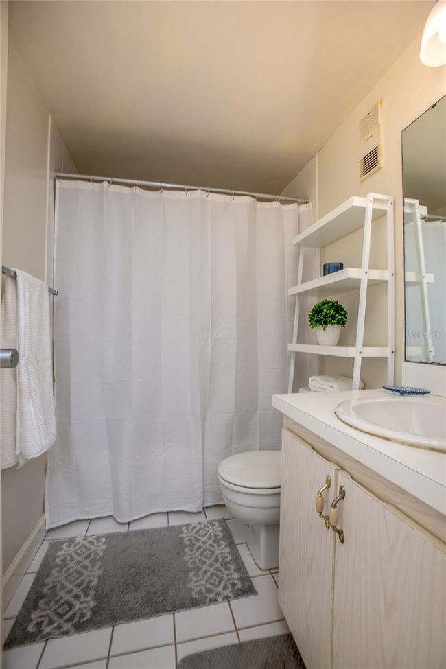 APT-2A - 120 Hibiscus Woods Ct, Condo with 2 bedrooms, 2 bathrooms and null parking in DELTONA FL | Image 17