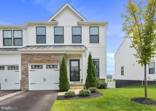 34 Sage Way, MOUNT LAUREL, NJ, 08054-9710 | Card Image