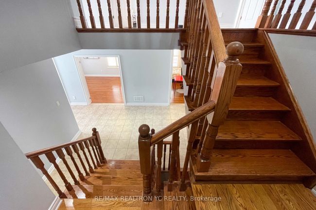 19 Wadena Crt, House other with 8 bedrooms, 7 bathrooms and 4 parking in Scarborough ON | Image 16