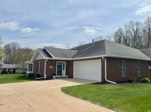 840 Wanut Ridge W, Logansport, IN, 46947 | Card Image