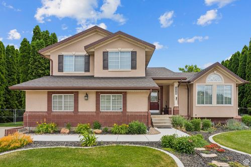 1087 W Barnes Dr, Kaysville, UT, 84037-2481 | Card Image