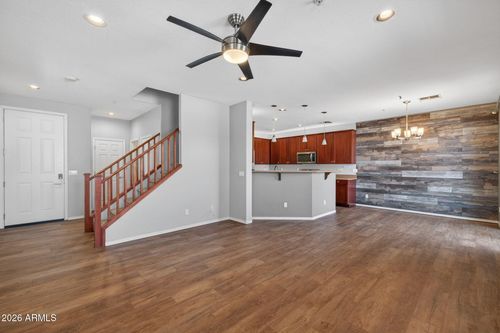 3064 E Dunbar Dr, Phoenix, AZ, 85042-6081 | Card Image