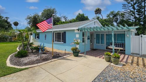 121 E Yelkca Ter, Edgewater, FL, 32132-1641 | Card Image