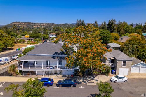 a-b-747 3rd St, Napa, CA, 94559-3008 | Card Image