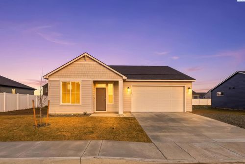 503 Amberly Ave, Grandview, WA, 98930 | Card Image