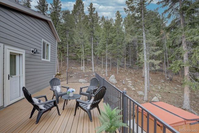 Wrap around deck | Image 41