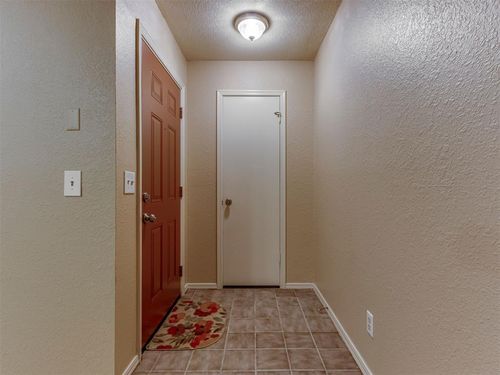 37a-14325 N Pennsylvania, Oklahoma City, OK, 73134 | Card Image