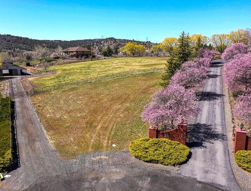 1201-0 Devonridge Dr, Klamath Falls, OR, 97601 | Card Image