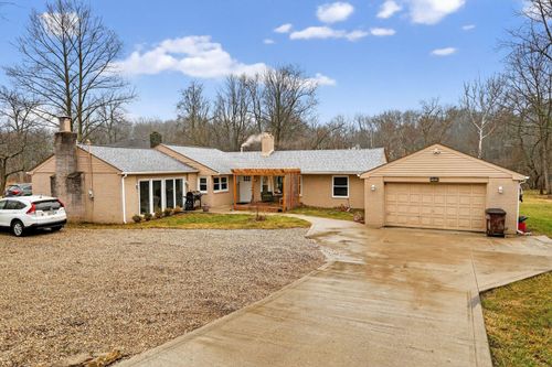 10618 Riverside Dr, Powell, OH, 43065-8758 | Card Image