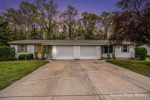 15255/1525 Millhouse Court, Grand Haven Charter Township, MI, 49417 | Card Image