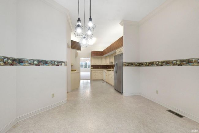 1851 N High Pointe Ct, Condo with 2 bedrooms, 3 bathrooms and null parking in Bluffton IN | Image 12