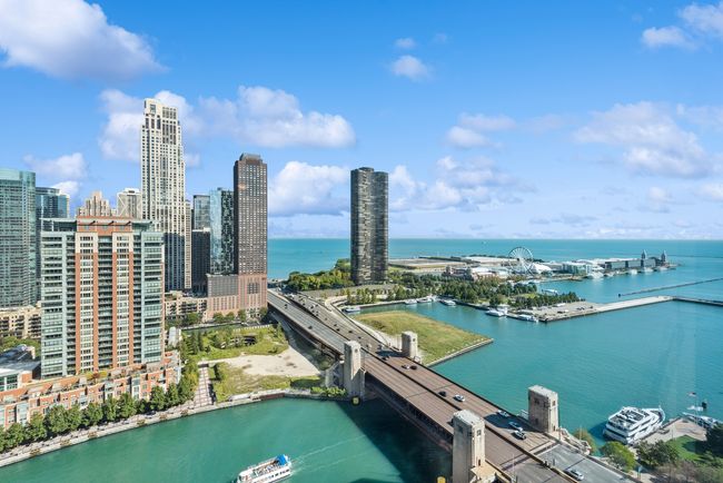 UNIT-2401 - 450 E Waterside Dr, Condo with 1 bedrooms, 2 bathrooms and 2 parking in CHICAGO IL | Image 10