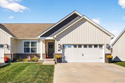820 Applewood Creek Dr, Fairview Heights, IL, 62208-1015 | Card Image