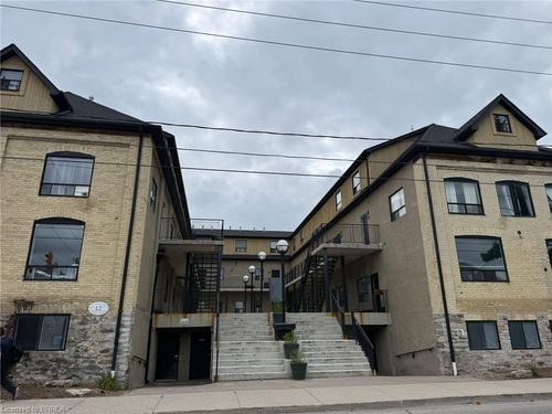 18-12 Bridgeport Rd E, Waterloo, ON, N2J2J3 | Card Image