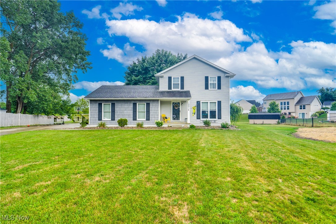 Lagoona Cir, Uniontown, OH 44685