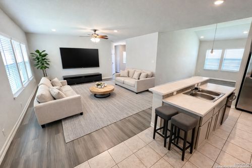 4823 Cambridge Park, Converse, TX, 78109-4457 | Card Image