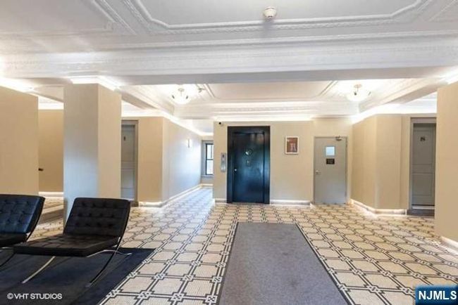 855 Broad Ave, Home with 1 bedrooms, 1 bathrooms and null parking in Ridgefield NJ | Image 8