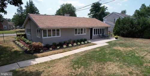 81 Somerset Dr, Willingboro, NJ, 08046-1434 | Card Image
