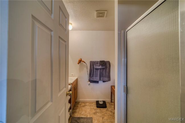 Bathroom | Image 24