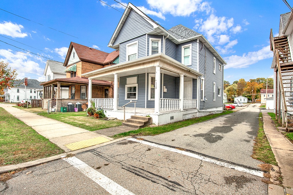 3rd St, California, PA 15419