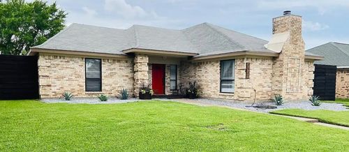 2521 Limestone Ln, Garland, TX, 75040-3738 | Card Image