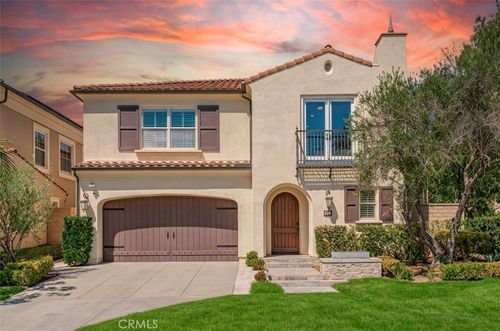 57 Statuary, Irvine, CA, 92620-3551 | Card Image