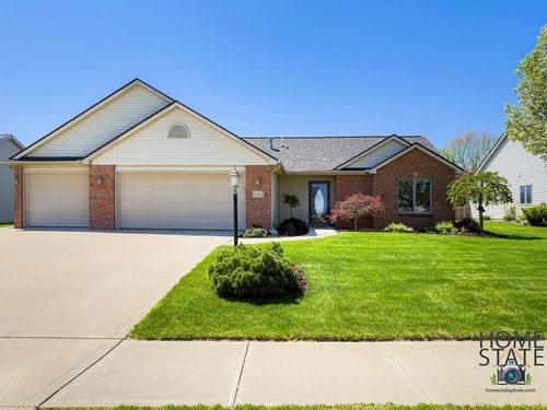 4626 Pinestone Dr, New Haven, IN, 46774-1682 | Card Image