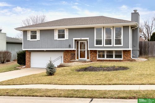 2101 King Drive, Papillion, NE, 68046 | Card Image