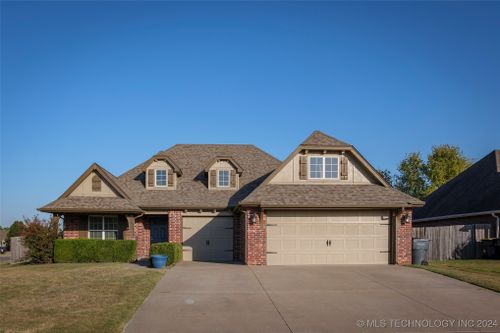 10611 S Nathan Street, Jenks, OK, 74037 | Card Image