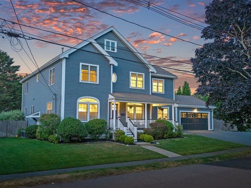 11 Stratford Rd, Marblehead, MA, 01945-1058 | Card Image