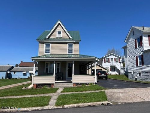 425 Bellview St, Altoona, PA, 16602-4003 | Card Image