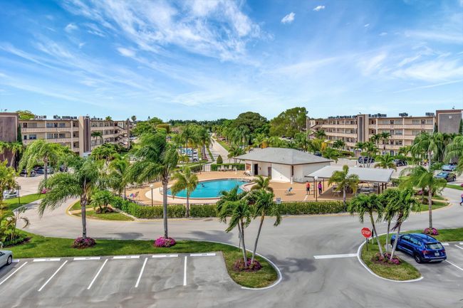4049 Wolverton C, Condo with 2 bedrooms, 2 bathrooms and null parking in Boca Raton FL | Image 7