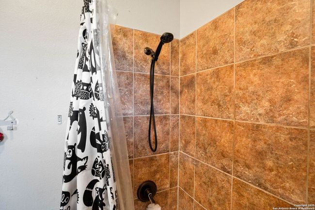 859 Indigo Run Dr, House other with 4 bedrooms, 3 bathrooms and null parking in Bulverde TX | Image 22