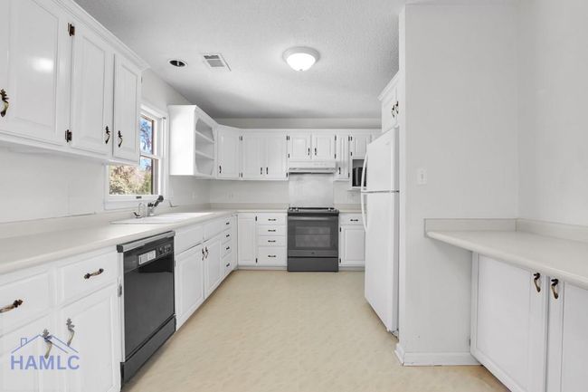 38 Billy Harris Pt, House other with 3 bedrooms, 3 bathrooms and null parking in Midway GA | Image 15