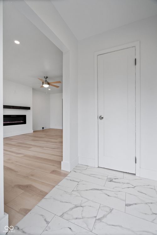 3626 N Temple Ave, Indianapolis, IN, 46218-1152 | Card Image