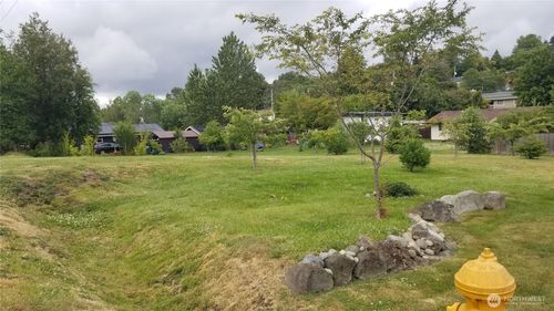 6740 17th Ave Sw, Seattle, WA, 98106-1623 | Card Image