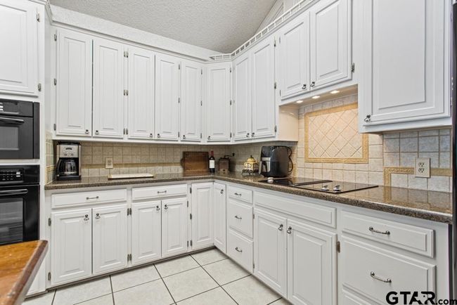 1639 Tanglewood Dr E, House other with 4 bedrooms, 5 bathrooms and null parking in Hideaway TX | Image 11
